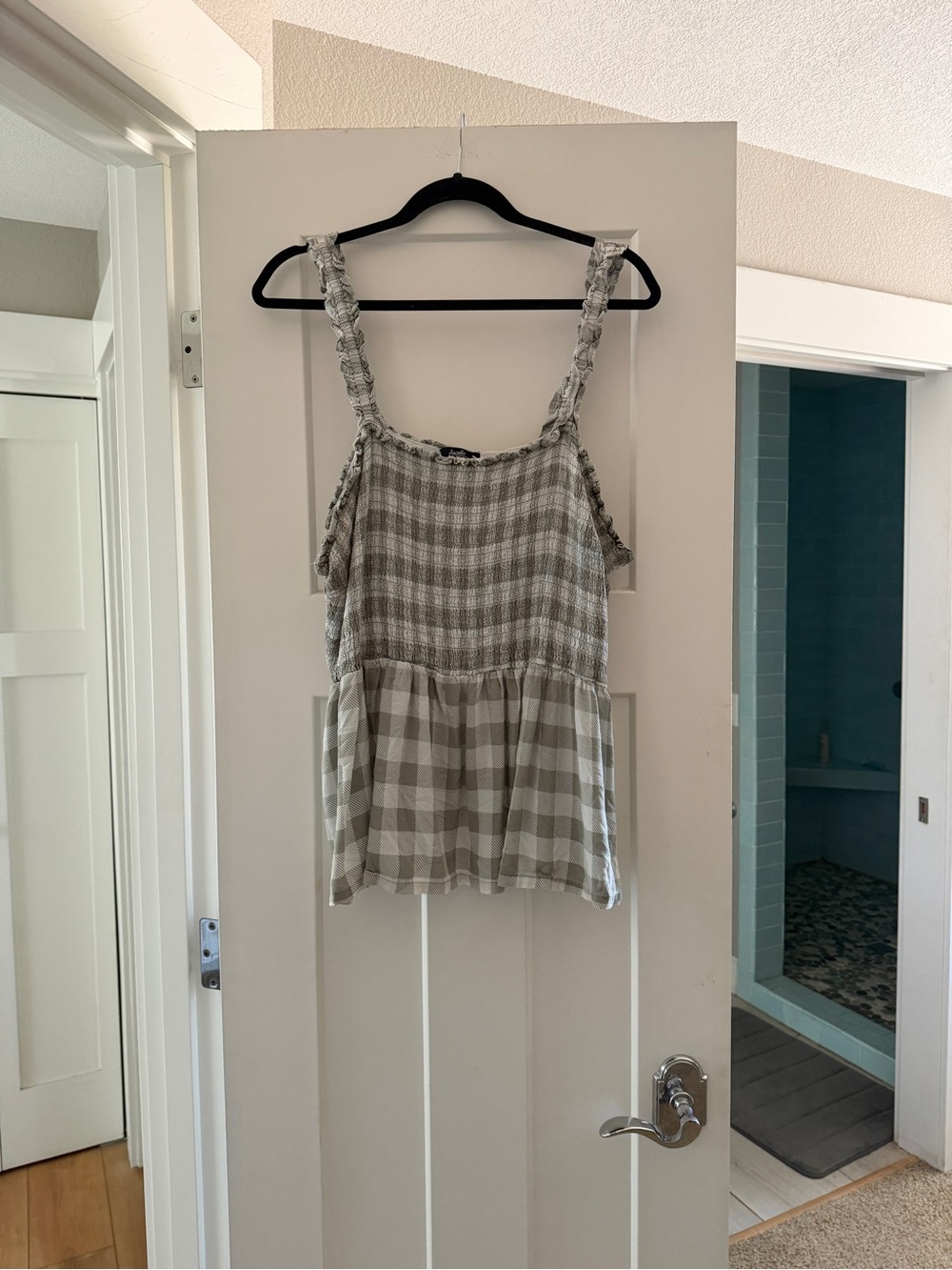 Women’s Smocked Plaid Tank Top - Cream/green